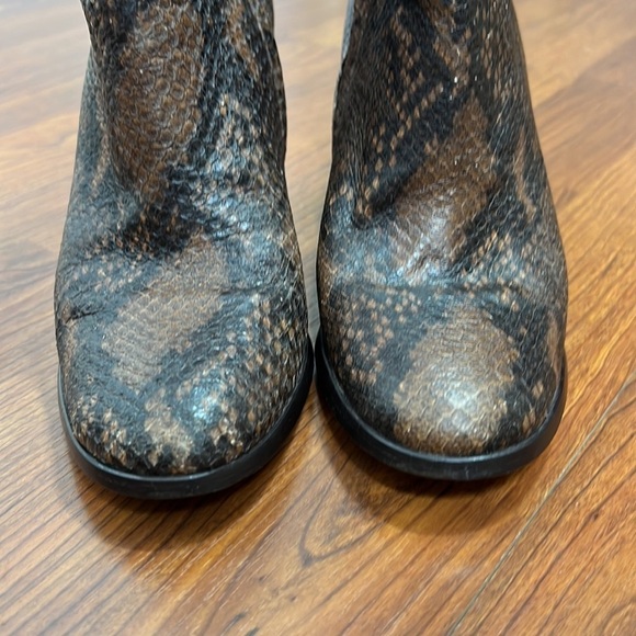 Massimo Dutti Snake Print Ankle Boots Sz 36 / US 6 - Picture 5 of 7